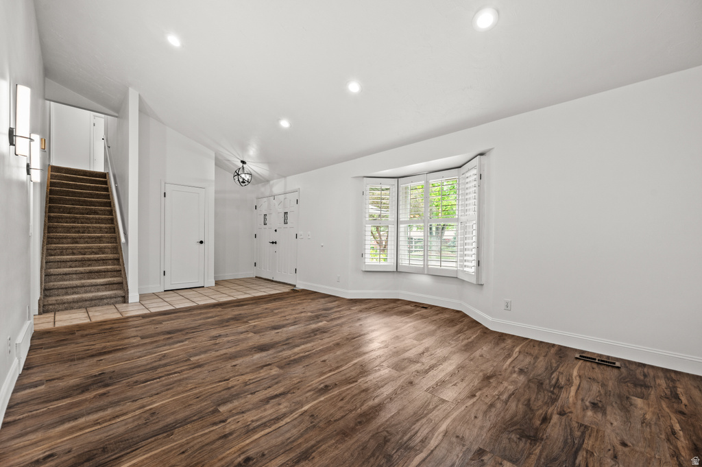 2163 E BORG DR Sandy, UT 84092