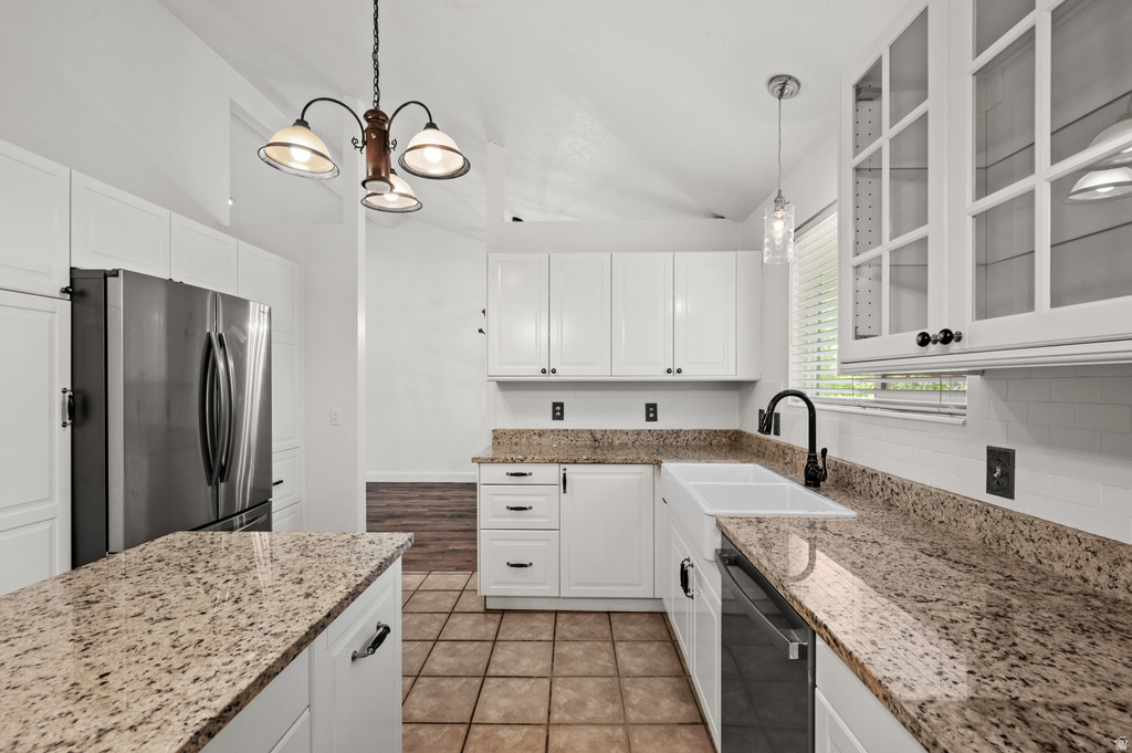 2163 E BORG DR Sandy, UT 84092