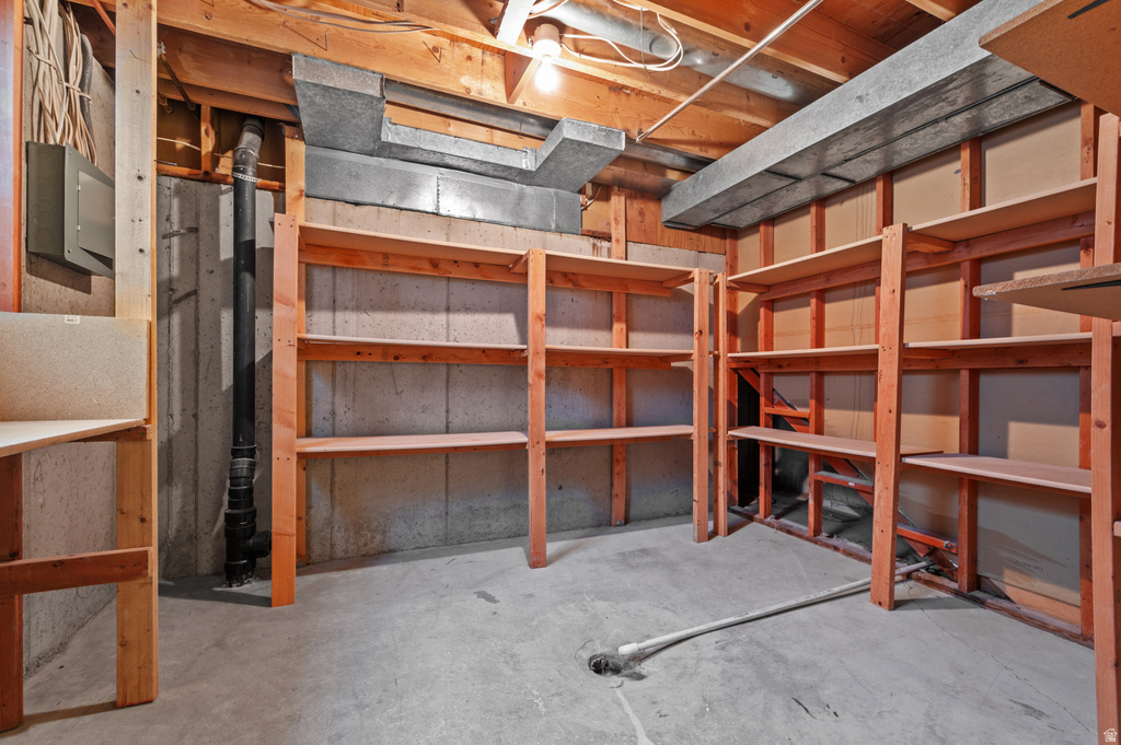 2163 E BORG DR Sandy, UT 84092