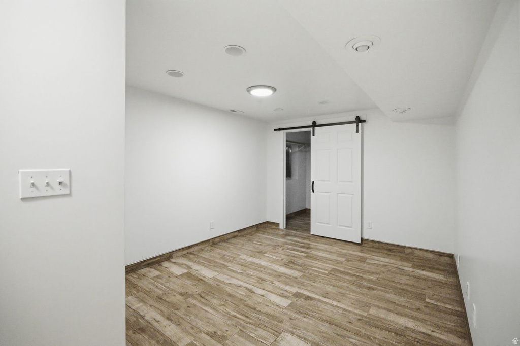 16 W 780 S Centerville, UT 84014