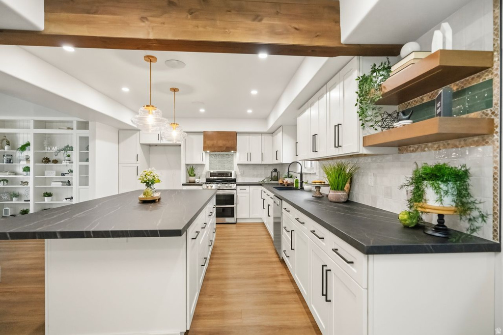 16 W 780 S Centerville, UT 84014