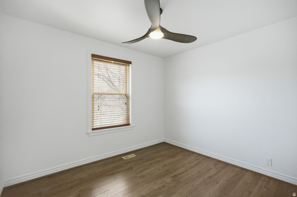 16 W 780 S Centerville, UT 84014