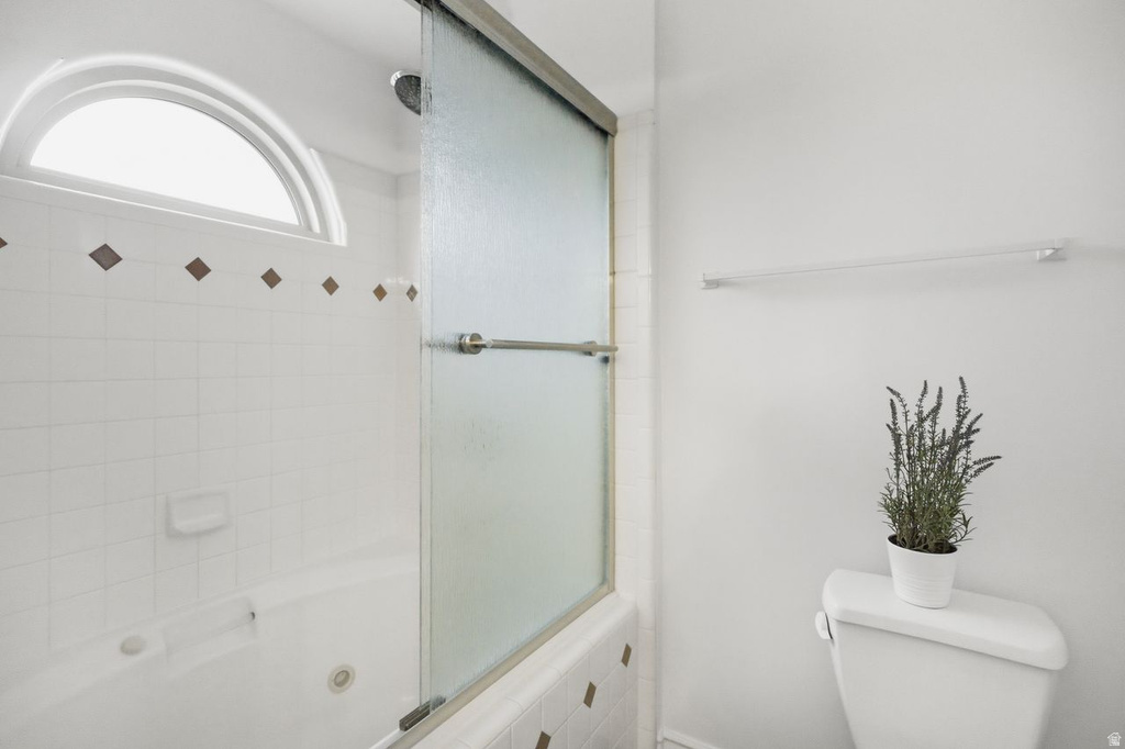 16 W 780 S Centerville, UT 84014