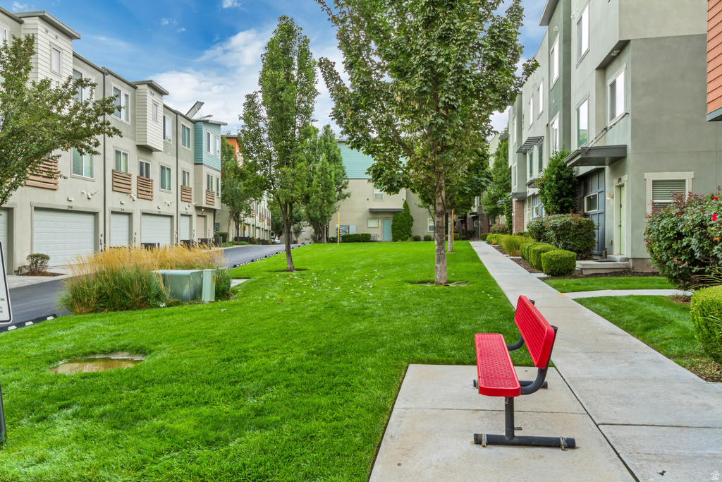 11287 S WINTER BLUFF LN South Jordan, UT 84095