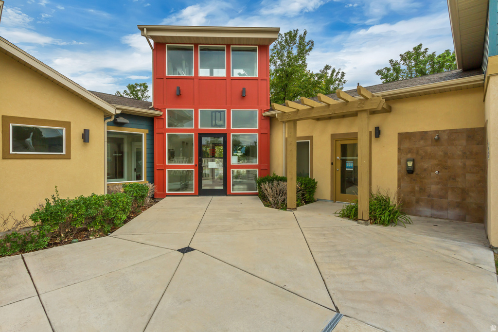 11287 S WINTER BLUFF LN South Jordan, UT 84095