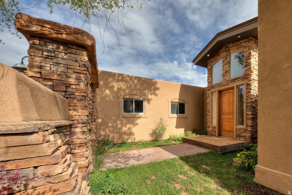 3885 S MAYNARD LN #1 Moab, UT 84532