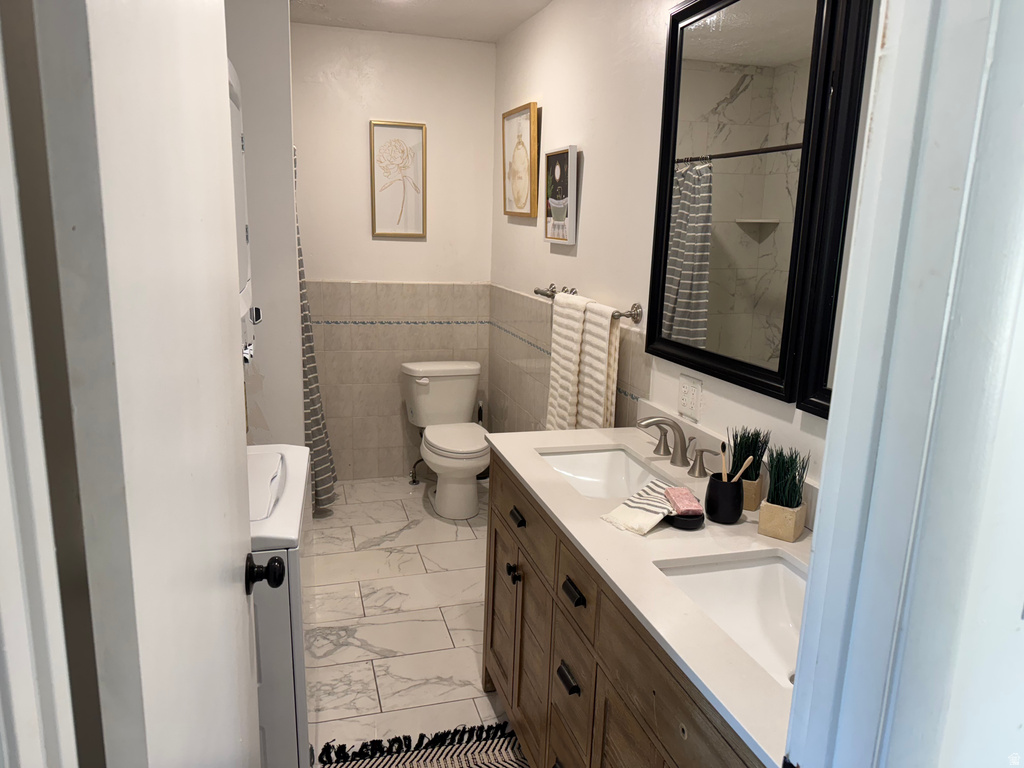 220 E GREENWOOD AVE Midvale, UT 84047