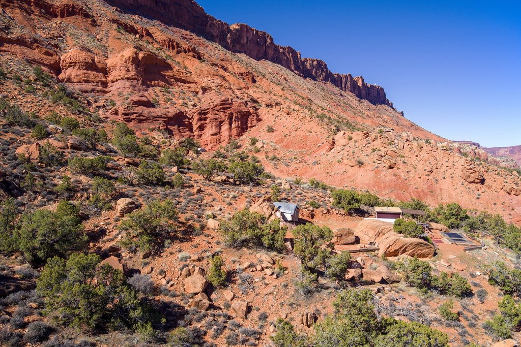 95  BAILEY LN Castle Valley, UT 84532