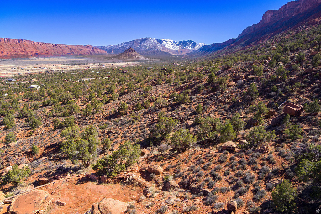 95  BAILEY LN Castle Valley, UT 84532