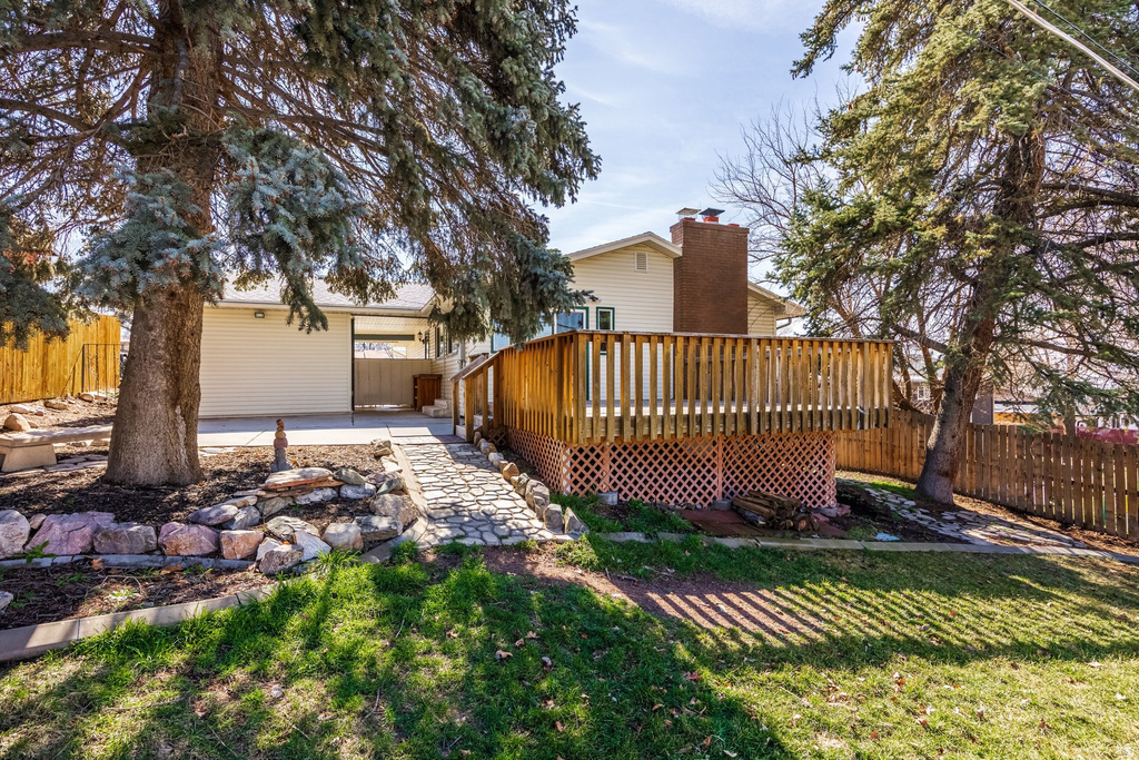 2602 W 4600 S Roy, UT 84067