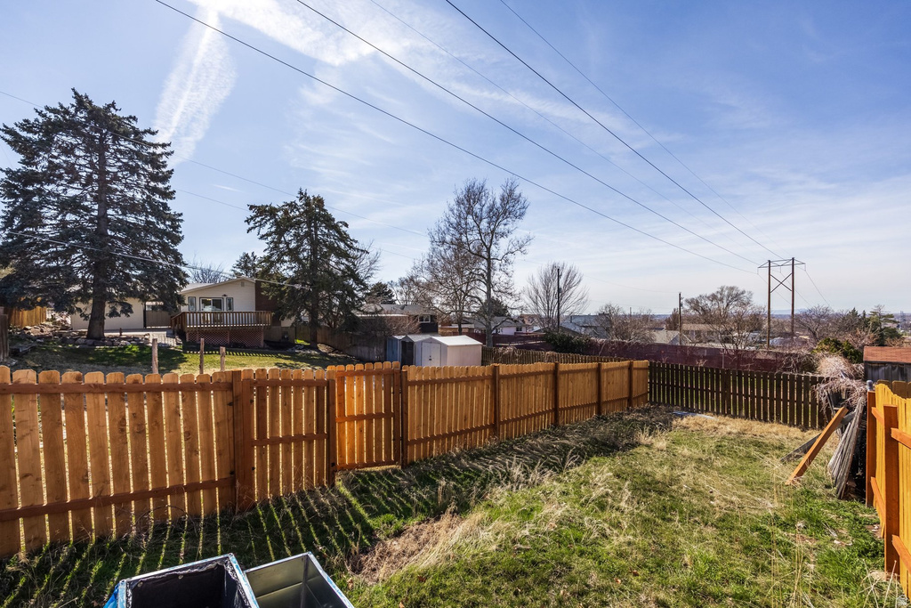 2602 W 4600 S Roy, UT 84067