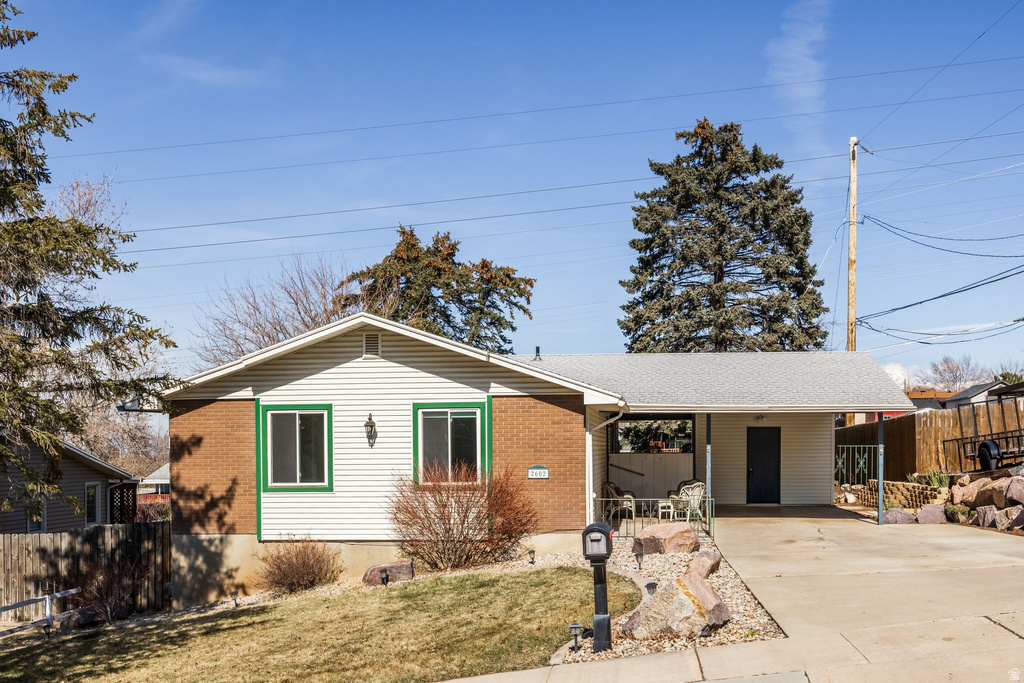 2602 W 4600 S Roy, UT 84067