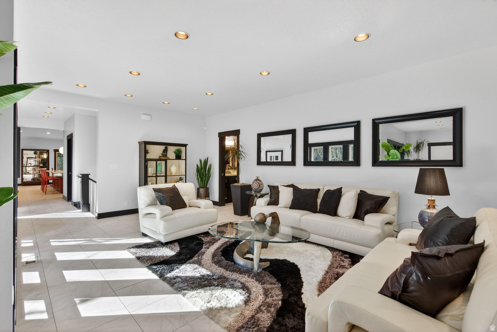 145 W CARNESECCA CT Mapleton, UT 84664