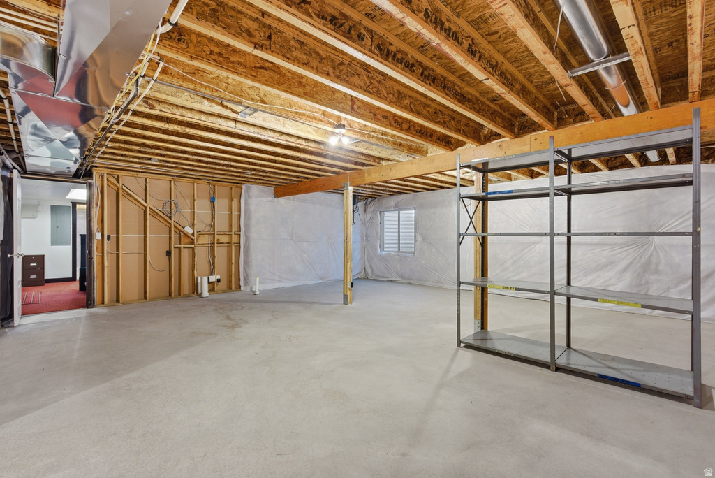 145 W CARNESECCA CT Mapleton, UT 84664