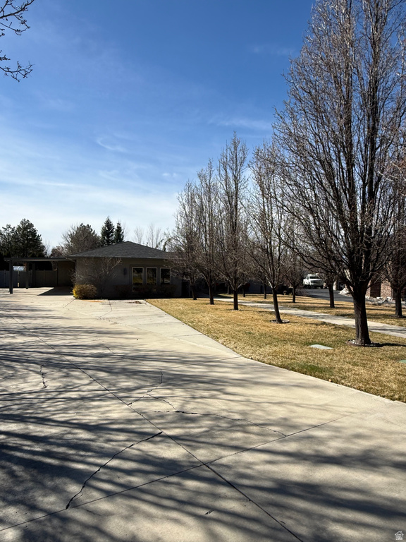 145 W CARNESECCA CT Mapleton, UT 84664