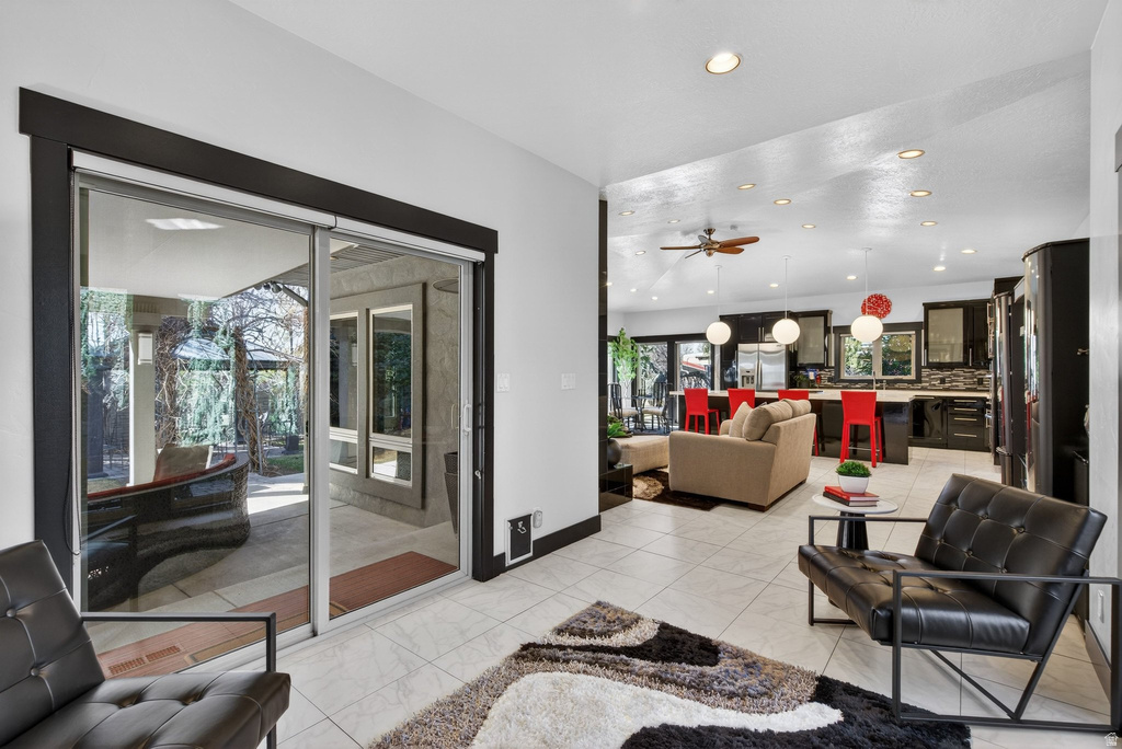 145 W CARNESECCA CT Mapleton, UT 84664