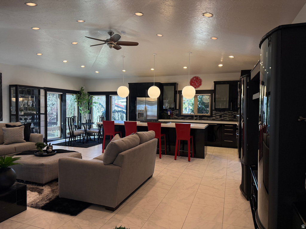 145 W CARNESECCA CT Mapleton, UT 84664