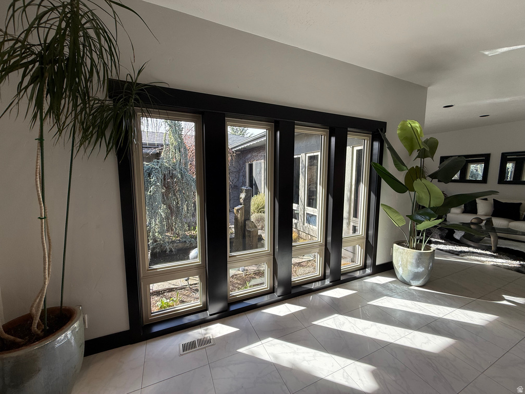 145 W CARNESECCA CT Mapleton, UT 84664