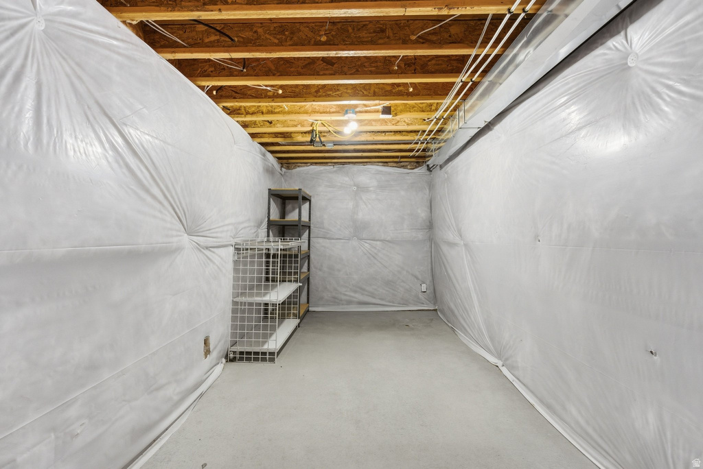 145 W CARNESECCA CT Mapleton, UT 84664