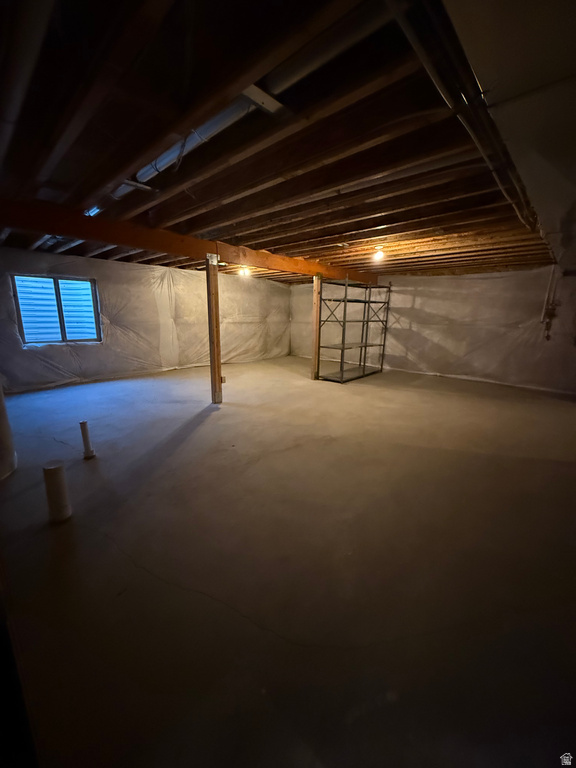 145 W CARNESECCA CT Mapleton, UT 84664