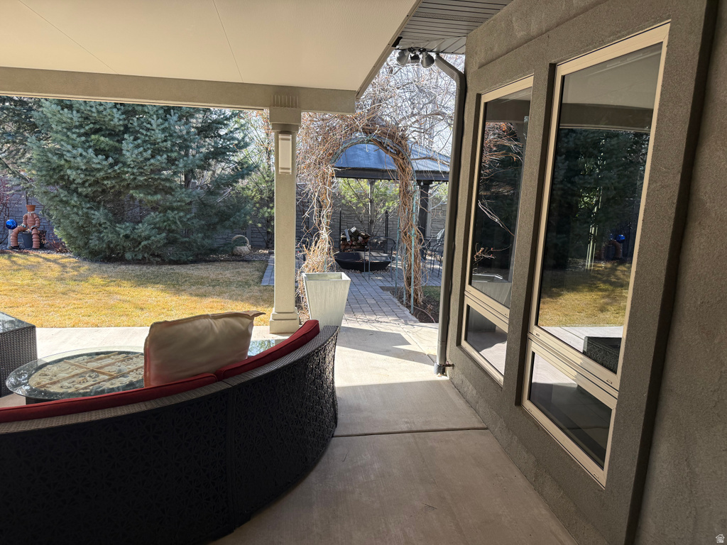 145 W CARNESECCA CT Mapleton, UT 84664