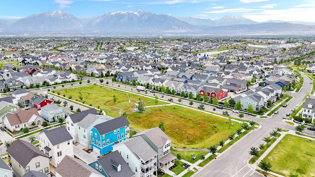 10777 S LAMOND DR South Jordan, UT 84009