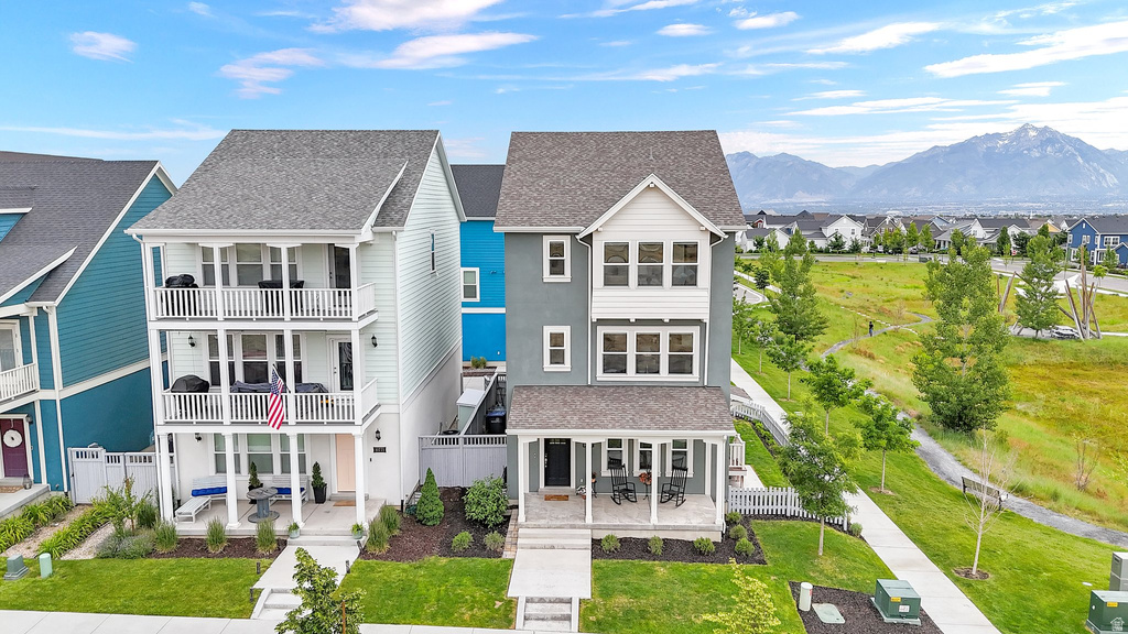 10777 S LAMOND DR South Jordan, UT 84009