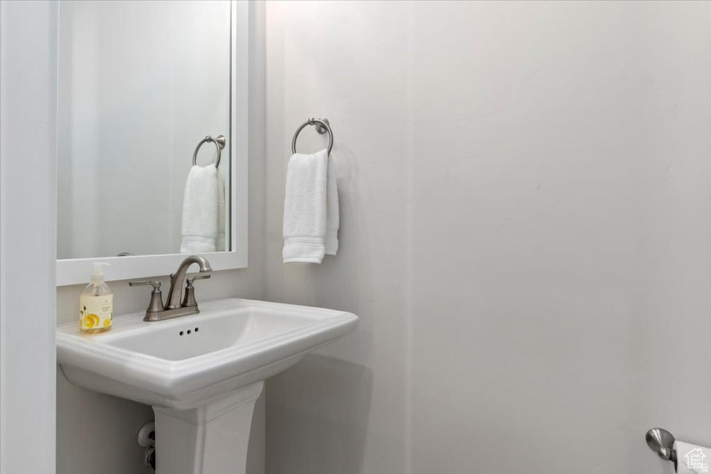 4667 W ISLA DAYBREAK RD South Jordan, UT 84009