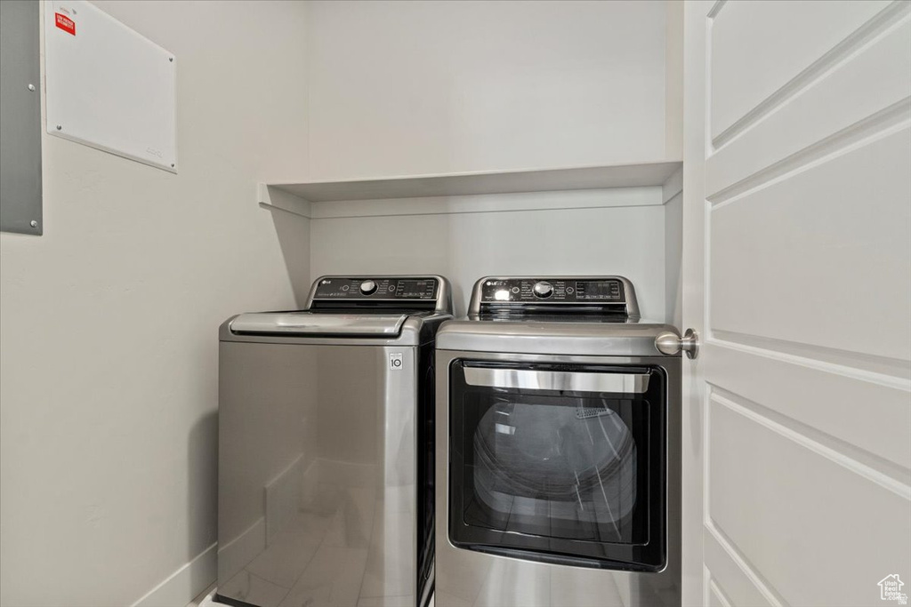 4667 W ISLA DAYBREAK RD South Jordan, UT 84009