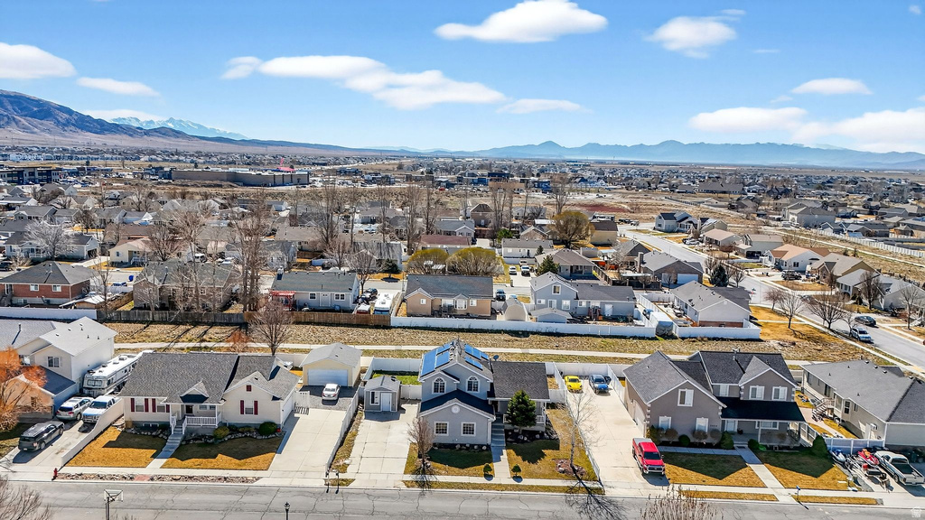 1334 E HARRIER ST Eagle Mountain, UT 84005