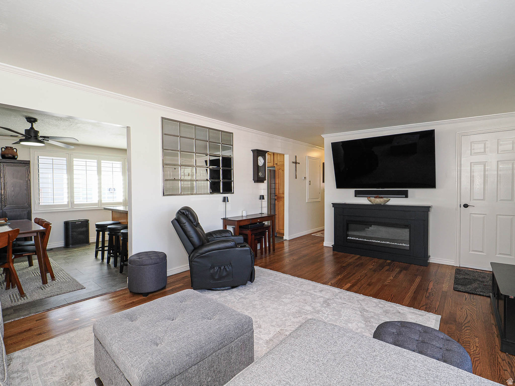 1048 E 5235 S Salt Lake City, UT 84117