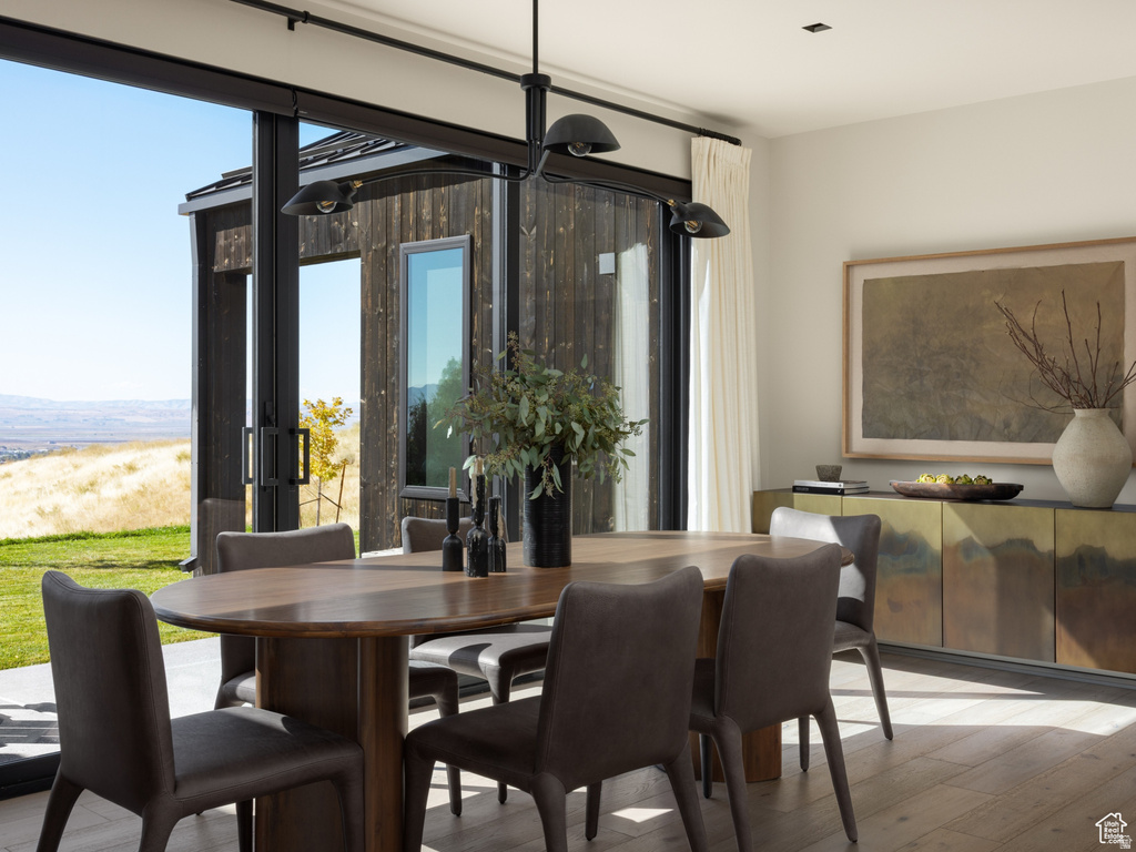 1647 E QUAIL CANYON DR Logan, UT 84321