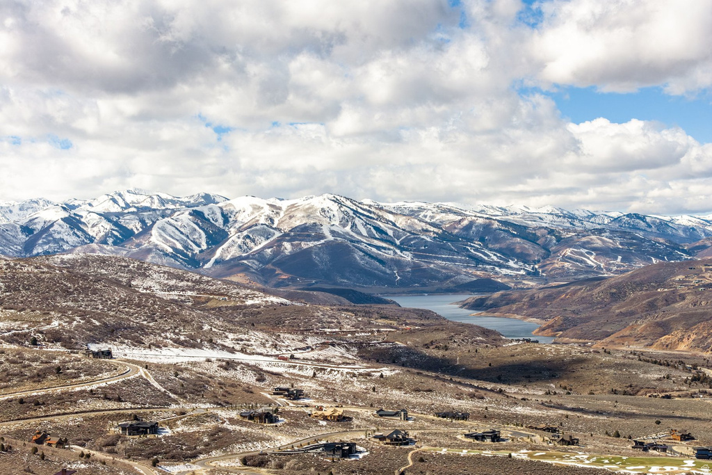 6656 E TWILIGHT STAR CIR Heber City, UT 84032