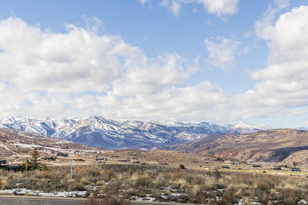 6656 E TWILIGHT STAR CIR Heber City, UT 84032