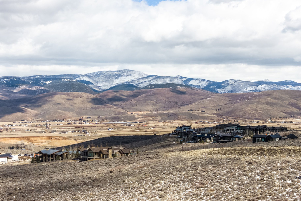 6656 E TWILIGHT STAR CIR Heber City, UT 84032