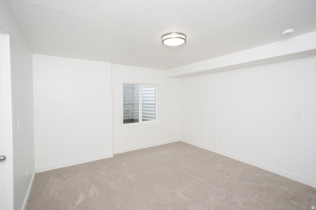 8416 N SUN CREST DR Eagle Mountain, UT 84005