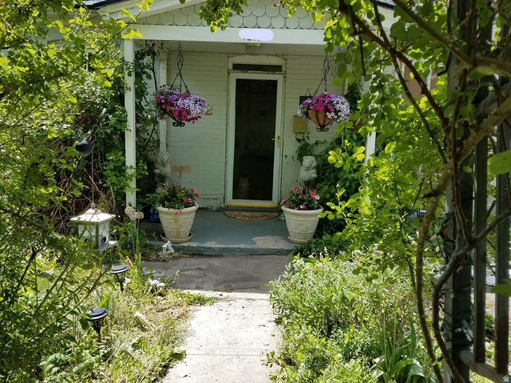 1812 S PARK ST Salt Lake City, UT 84105