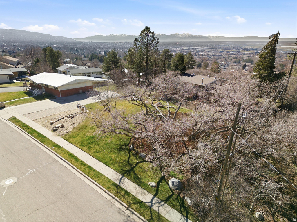 1159 N OAKRIDGE DR Centerville, UT 84014