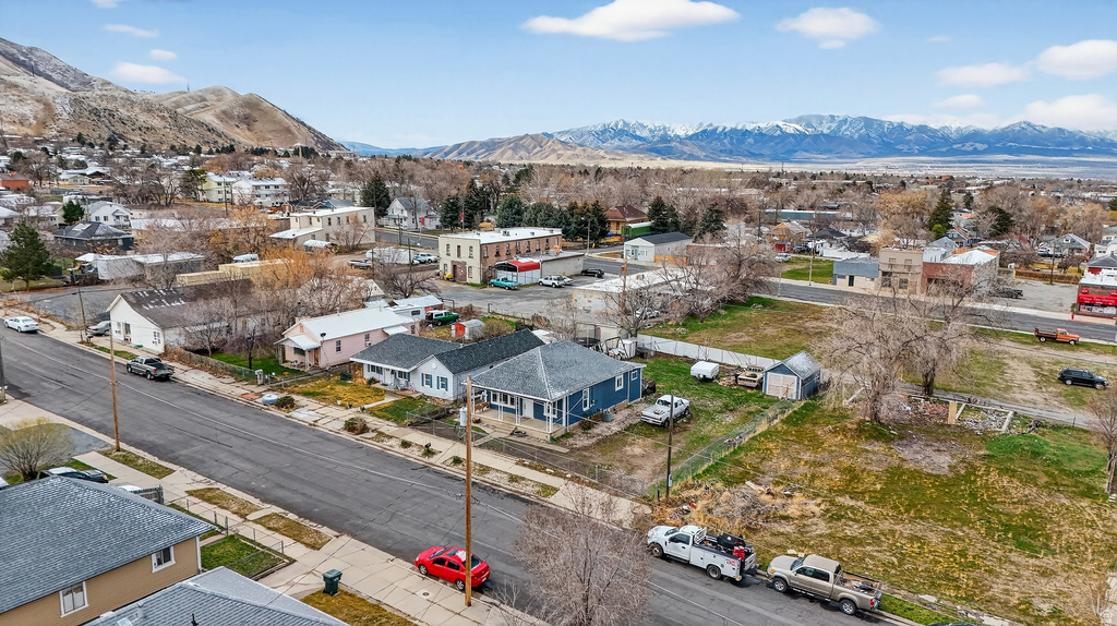 77 N 4TH ST Tooele, UT 84074