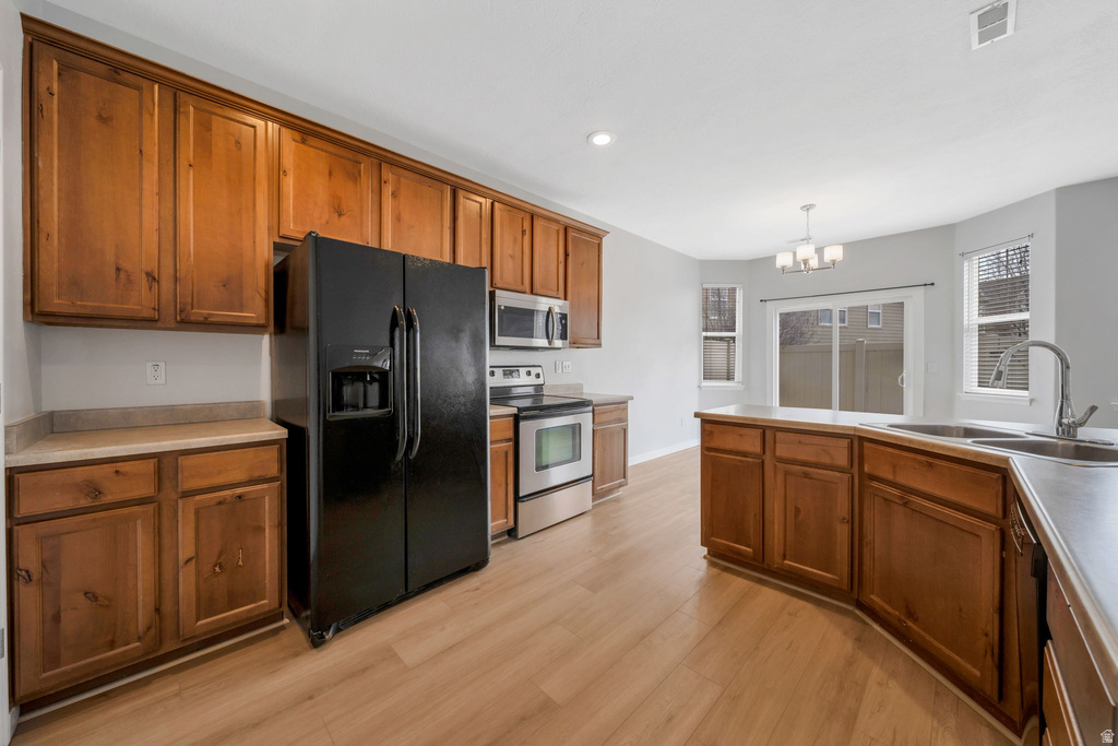 13503 S LEAF WING LN Herriman, UT 84096