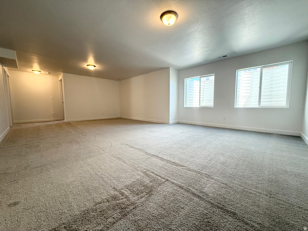 7628 S CLIPPER HILL RD #303 West Jordan, UT 84081