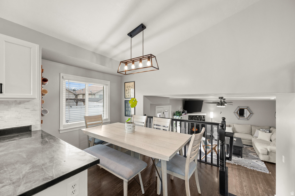 5884 S IMPRESSIONS DR Salt Lake City, UT 84118