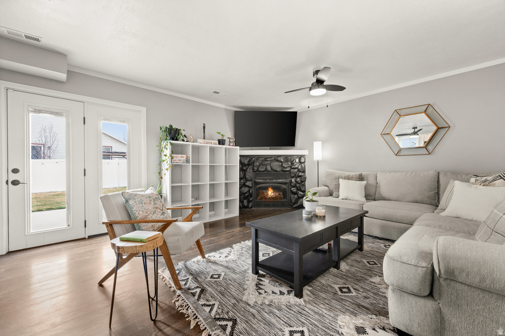 5884 S IMPRESSIONS DR Salt Lake City, UT 84118