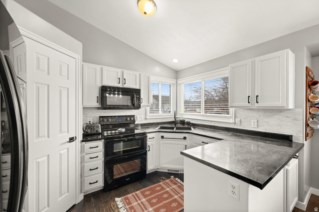 5884 S IMPRESSIONS DR Salt Lake City, UT 84118