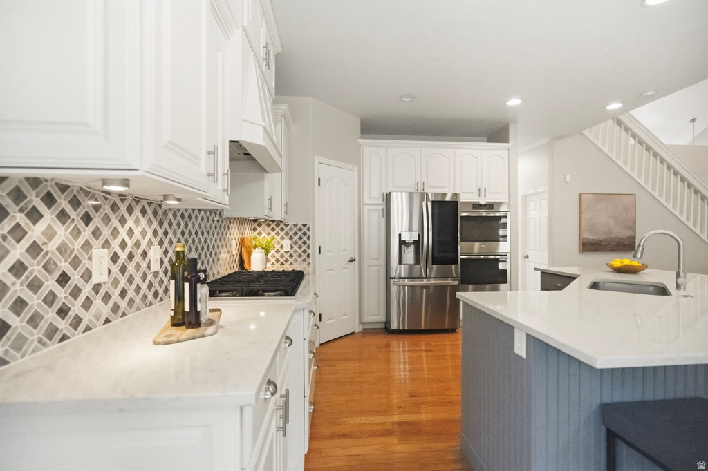 609 S PARKWAY DR North Salt Lake, UT 84054