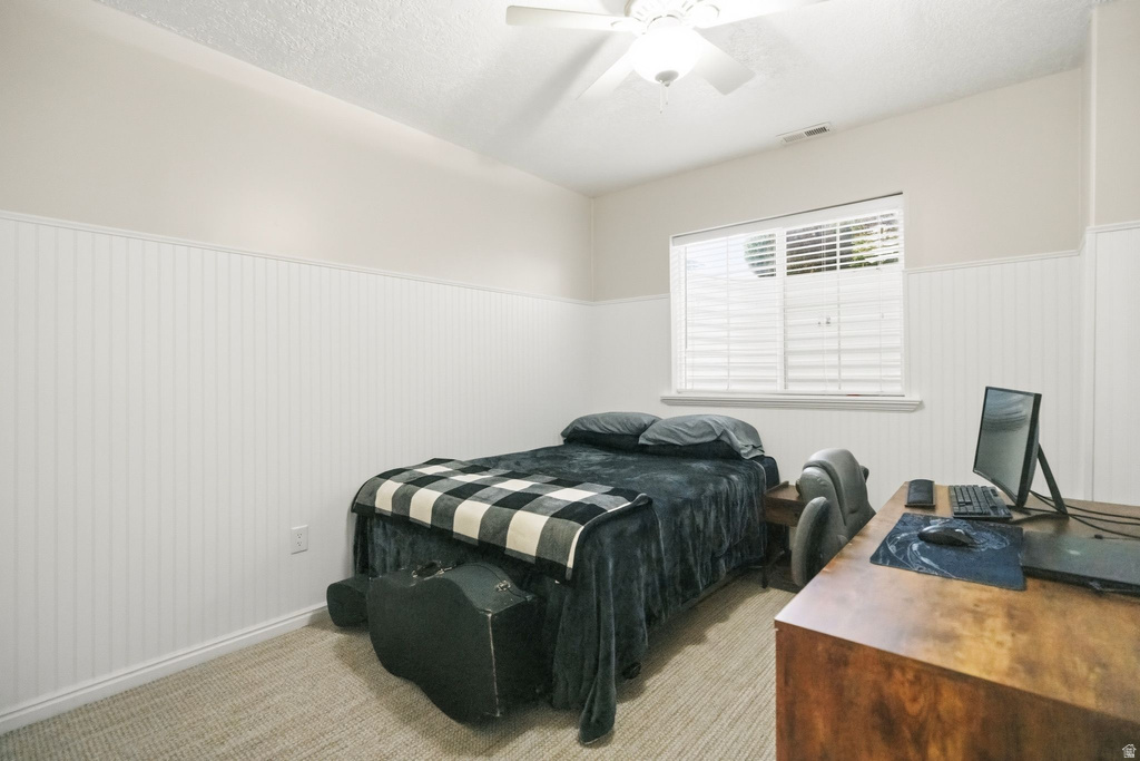 609 S PARKWAY DR North Salt Lake, UT 84054