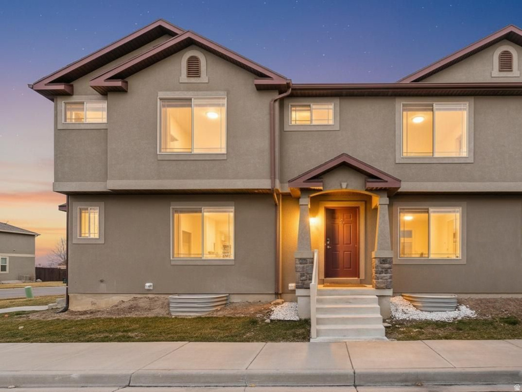 8045 N PLUM CREEK DR #2 Eagle Mountain, UT 84005