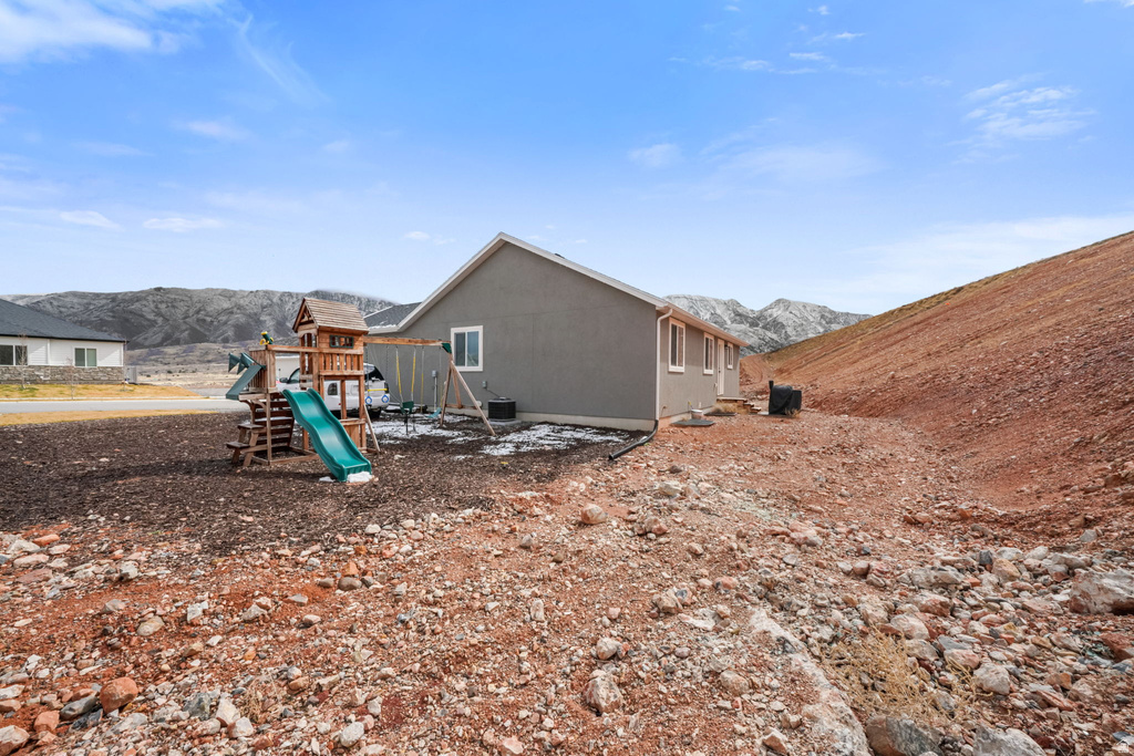 1940 S MARIGOLD WAY Santaquin, UT 84655