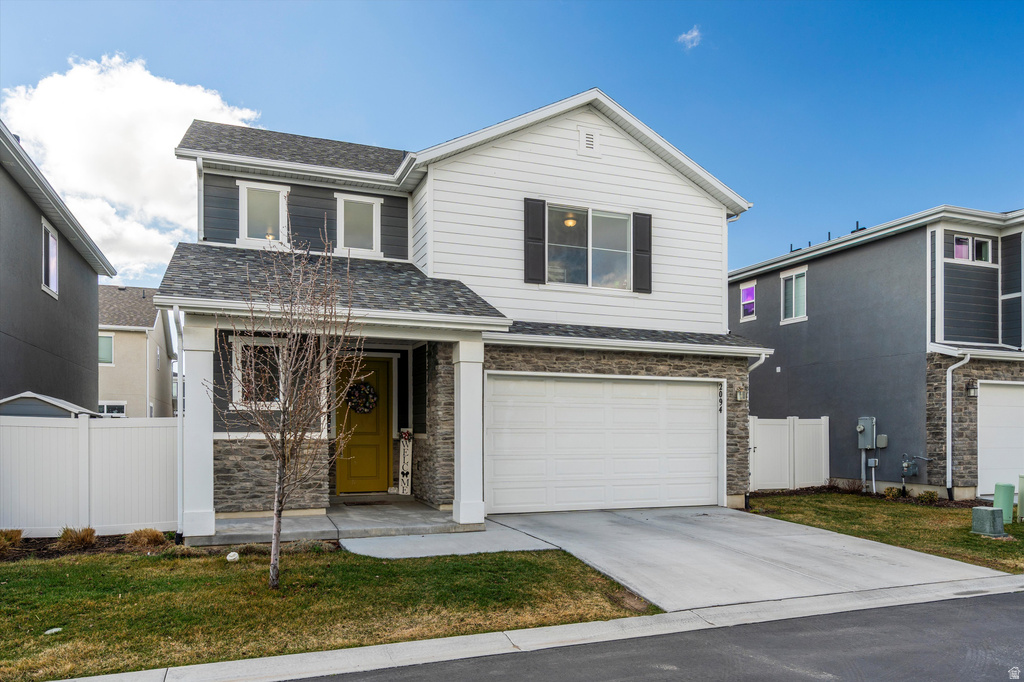 2094 W LYDIA LN Syracuse, UT 84075