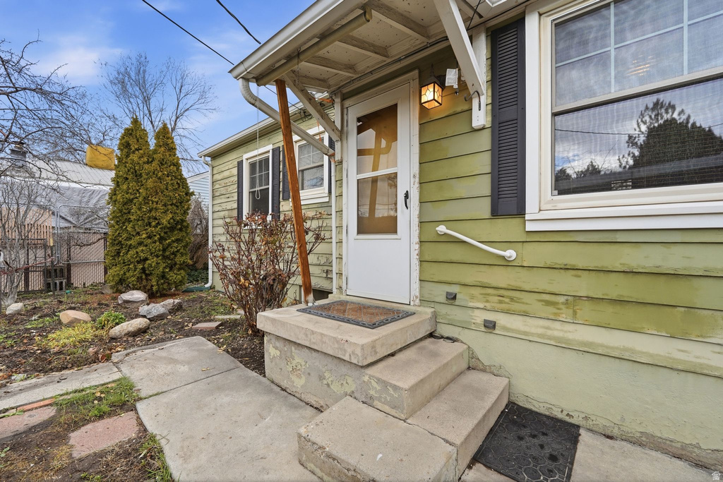 1168 S 800 W Salt Lake City, UT 84104